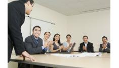 二〇一七年度表彰大會(huì)順利召開